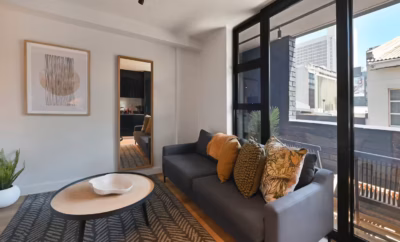 Hannah-Luxury Haven at The Tokyo located in Loop Street!