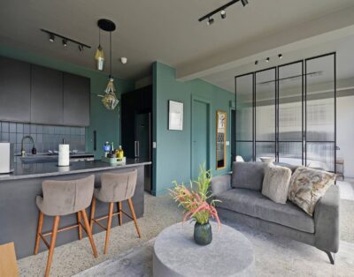 Lily-Modern City Escape with Rooftop Pool & Views