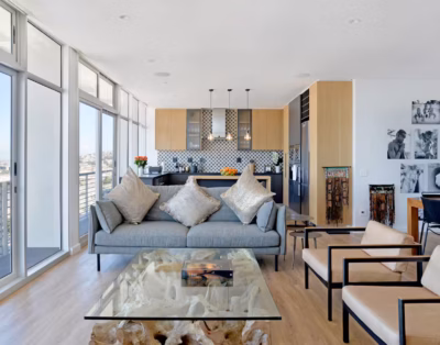 Amanda -Modern Designer Penthouse with Panoramic views.