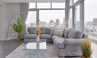 Gigi -Designer Penthouse with 180° views of City, Mountain & Ocean.