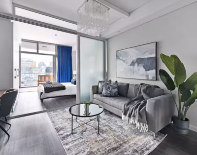 Yaya-City Serenity: Stylish 1BR Apartment with Pool