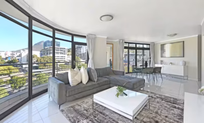 Shaya-Stylish 2BR in De Waterkant Mountain & City Views